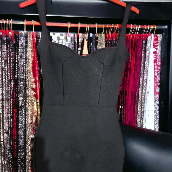 Dalia Macphee black bodycon Midi dress Size Medium NWOT - Picture 5 of 6